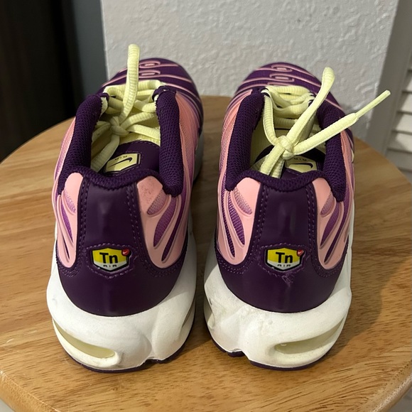 Nike Air Vapor Max Plus - Picture 5 of 6